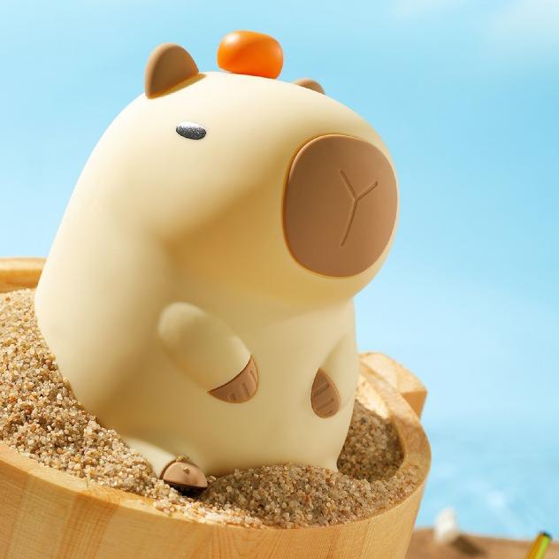 Orangefarbenes Capybara-Squishy-LED-Nachtlicht aus Silikon – perfektes Geschenk für Kinder und Mädchen Orangefarbenes Capybara-Squishy-LED-Nachtlicht aus Silikon – perfektes Geschenk für Kinder und Mädchen