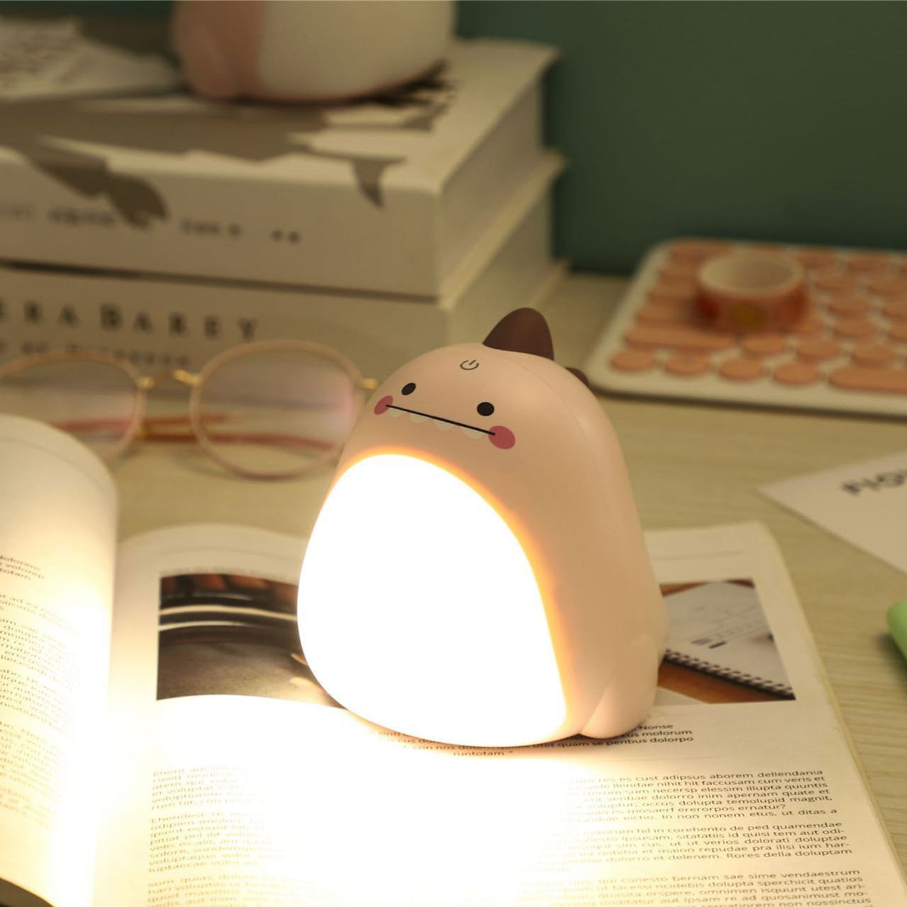 Veilleuse LED tactile Chubby Dino - Cadeau idéal pour les enfants et les filles Veilleuse LED tactile Chubby Dino - Cadeau idéal pour les enfants et les filles