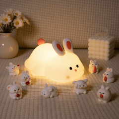 Über 5+ Stück Miniatur-Capybara-Figuren, süßes Set, matschiges Silikon-Nachtlicht, DIY-Schreibtisch-Kollektion, Harz