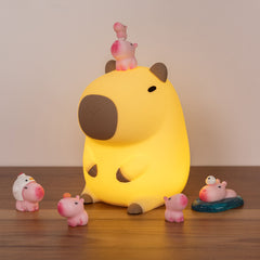 Über 5+ Stück Miniatur-Capybara-Figuren, süßes Set, matschiges Silikon-Nachtlicht, DIY-Schreibtisch-Kollektion, Harz