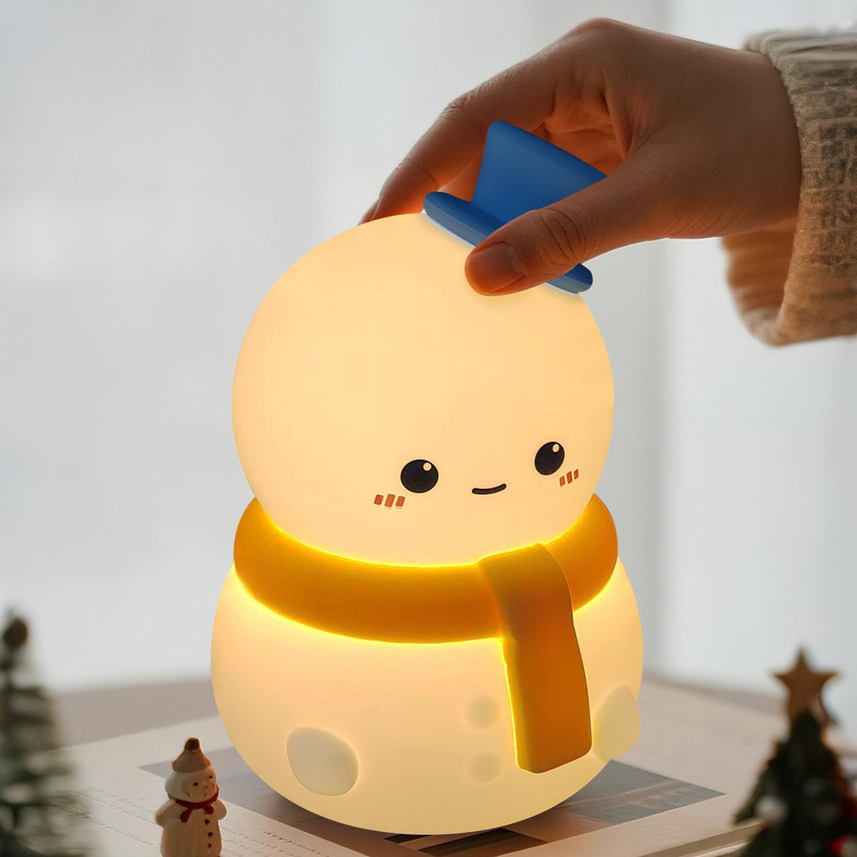 Snowman Christmas Edition Silicone Squishy Night Light Holiday Glow Gift-Ready Seasonal