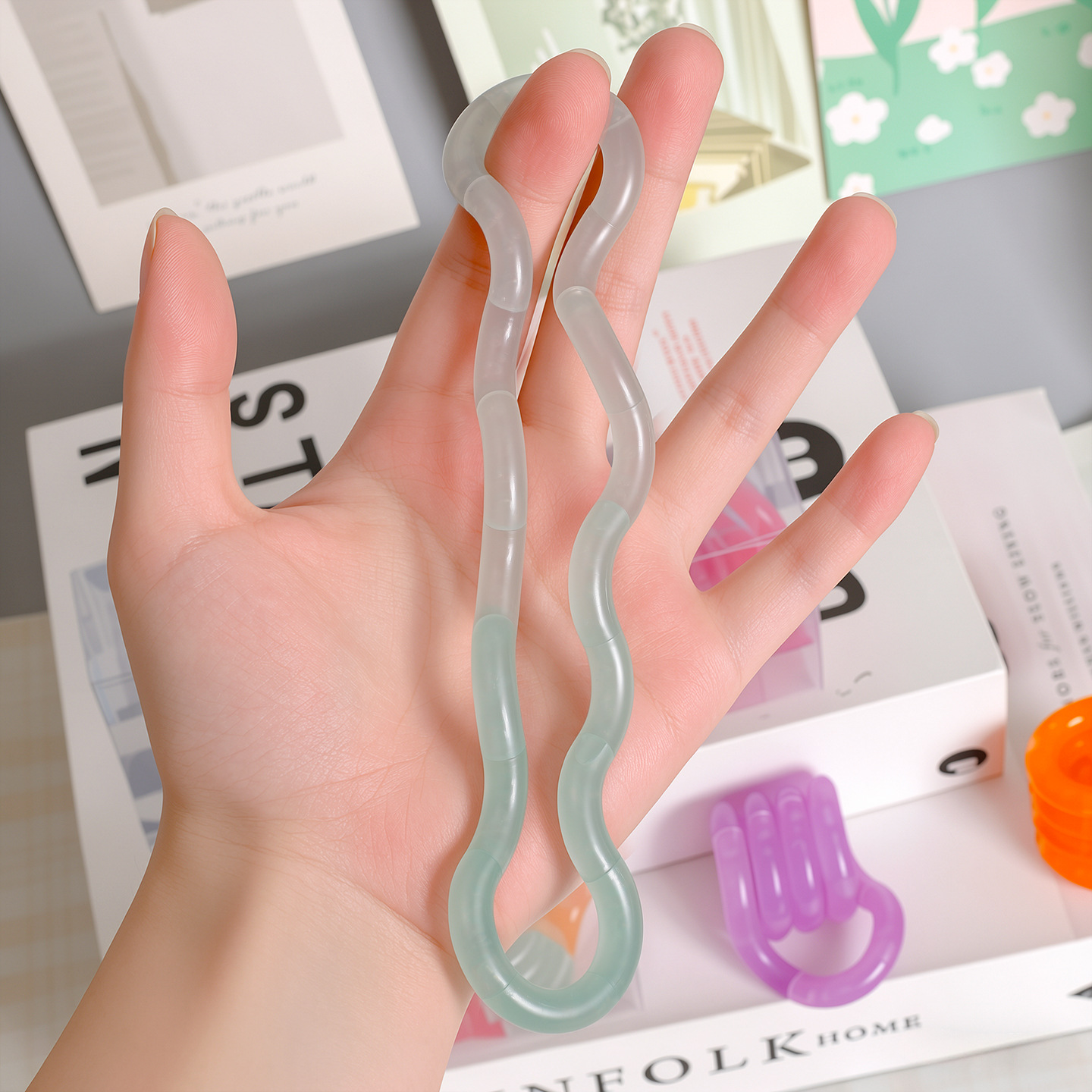 Crystal Twist Fidget Toy –Stress Relief Ring for Focus & Anxiety Relief