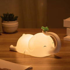 Squishy Silikon-LED-Nachtlicht mit fliegendem Elefantenmotiv – perfektes Geschenk für Kinder und Mädchen