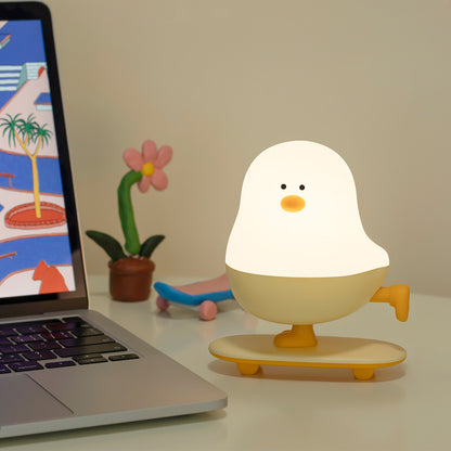 Veilleuse LED en silicone en forme de poulet skateboard - Cadeau idéal pour les enfants et les filles
