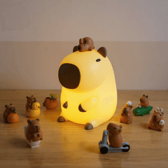 Über 5+ Stück Miniatur-Capybara-Figuren, süßes Set, matschiges Silikon-Nachtlicht, DIY-Schreibtisch-Kollektion, Harz
