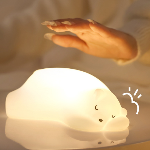 Squishy Silikon Eisbär LED-Nachtlicht - Perfektes Geschenk für Kinder und Mädchen